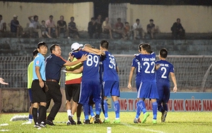 17h00 ngày 1/10, Quảng Nam FC - B.Bình Dương: 'Lỡ ngồi chiếu trên'