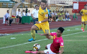 Phi Sơn tỏa sáng, SLNA toàn thắng 3 trận