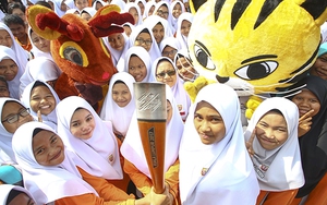 SEA Games mới chỉ nóng trên... mặt báo!