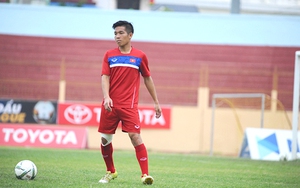 Tiền vệ Thái Quý không trách đàn anh Chí Công dù bị giẫm đạp