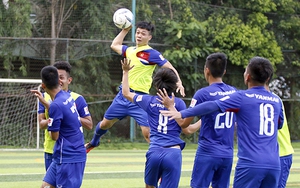 Tuyển Việt Nam: 3 thế hệ trong 1 màu áo