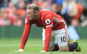 Vì sao Rooney vẫn mắc kẹt ở Man United?