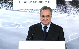 Khi ông Perez nhòm túi Barcelona