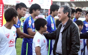 10 năm hợp tác Arsenal - HAGL: Hãy nói lời cảm ơn bầu Đức!