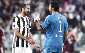 Vì sao Juventus liên tiếp thủng lưới?