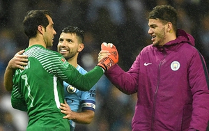 Đẩy được 2 quả 11m, đây mới là Bravo thực sự mà Pep muốn thấy