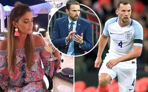 Drinkwater từ chối lên tuyển, tranh thủ... tán gái