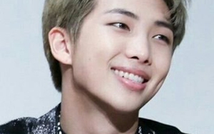 Fan 'điên đảo' khi nhìn những hình ảnh RM của BTS đằng sau sân khấu