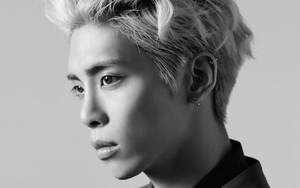 1 năm ngày mất Jonghyun: Nhớ lại những lần anh khiến fan cười