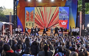 BTS bận rộn với các màn diễn trên truyền hình Mỹ, 'biến' thành Beatles