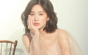 Song Hye Kyo trải lòng với báo giới trước ‘bão’ tin đồn ly hôn