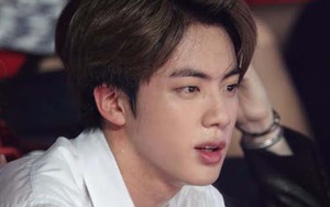 Jin BTS chuẩn ‘trai đẹp toàn cầu’ cả trong những bức ảnh chưa hề chỉnh sửa