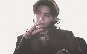 V BTS lại mê hoặc giới truyền thông và phê bình trong ‘PTD On Stage’ dù chấn thương