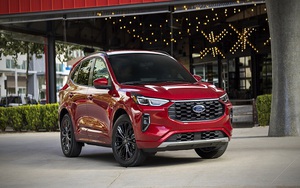 Loạt xe mới vừa ra mắt toàn cầu tháng 10: Có mẫu đã mở đặt cọc ở Việt Nam