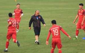 Thử thách chờ đón tuyển Việt Nam ở UAE