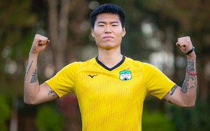 Ngoại binh tin cùng HAGL đánh bại SLNA