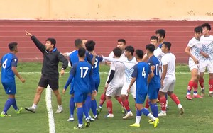 Cầu thủ Nam Định, Phú Thọ xô xát trong trận đấu tập