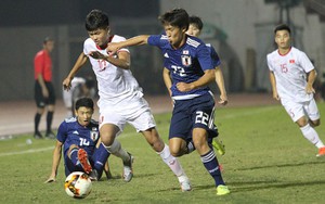 HLV Chu Đình Nghiêm khen ngợi Văn Đức