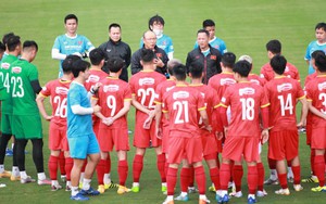 HLV Park Hang Seo sẽ loại ai trước ngày đi UAE?