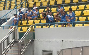 Sau đình công, cầu thủ Than Quảng Ninh trở lại sân tập