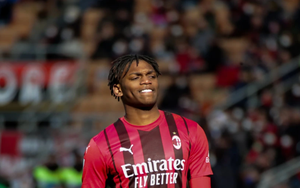 Chelsea nhận báo giá 127 triệu bảng cho Leao