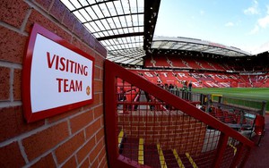 Ten Hag thay đổi phong thủy của sân Old Trafford