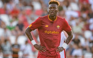 Abraham chốt khả năng tái xuất Chelsea với điều khoản 67 triệu bảng