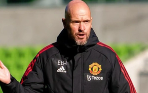 Ten Hag bị chỉ trích 'làm màu'