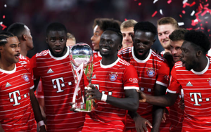 Rượt đuổi 8 bàn, Bayern giành Siêu cúp Đức