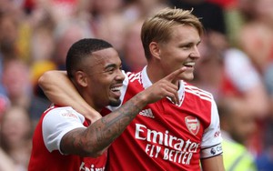 5 điểm nhấn Arsenal 6-0 Sevilla: Sát thủ thành London, Rõ lập trường dành cho Saliba