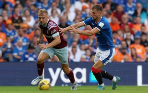 Gặp gỡ người đại diện, Arsenal âm thầm 'nổ' thương vụ thay Raphinha