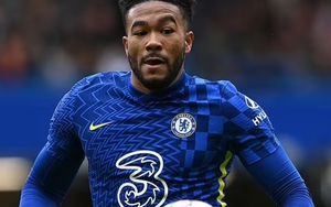 Hậu vệ Chelsea bị chế nhạo vì phản lưới nhà