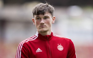 Klopp không biết ngày trở lại của tân binh Liverpool