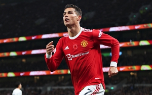 Cựu sao Liverpool: "Ronaldo không nợ gì MU cả"