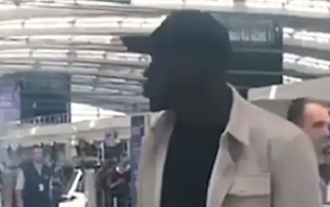 Chelsea: Tân binh có mặt ở sân bay, gấp rút ra mắt Tuchel