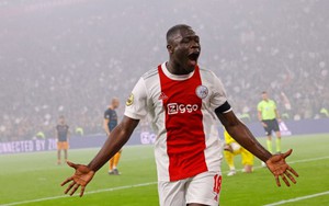 Lộ diện tiền đạo đích thân gọi cho Ten Hag để từ chối M.U