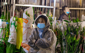 Nữ sinh xưng 'mày-tao' với thầy bị đình chỉ học, hạ hạnh kiểm; Hà Nội đón 20/10 trong mưa rét