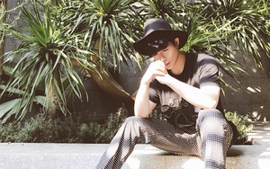 Nathan Lee 'ăn mừng' album mới đạt 20 triệu view bằng 300 triệu hàng hiệu