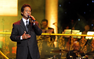 Chế Linh quyết định tiết lộ 'danh tính' bóng hồng của chính mình