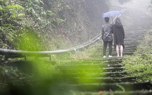 Lê Hiếu bình lặng 'chia tay tình yêu' bằng MV mới