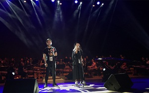 Sau chia tay, Dương Hoàng Yến vẫn sánh đôi Hà Anh tại Asia Song Festival