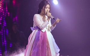 The Voice 2017: Han Sara hát 'Lạc trôi phiên bản Hàn', fan Sơn Tùng bàn tán