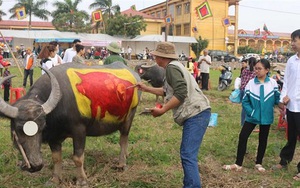Hội thi vẽ trang trí trâu Lễ hội Tịch điền Đọi Sơn năm 2019