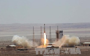 Mỹ điều tàu tấn công đổ bộ trang bị bệ phóng tên lửa Patriot tới Trung Đông