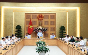 Thường trực Chính phủ họp về cải cách tiền lương