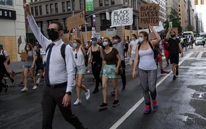 Mỹ: Thành phố New York dỡ bỏ lệnh giới nghiêm