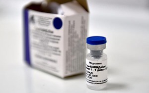 Tổng thống Nga Vladimir Putin phê chuẩn vaccine thứ hai ngừa COVID-19