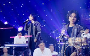 Vũ Cát Tường: 'Đi một mình, thành công một mình là ... bình thường mà'