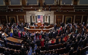 Quốc hội Mỹ khóa 117 tuyên thệ nhậm chức