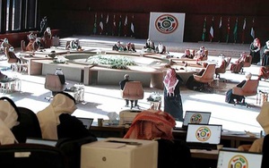 THEO DÒNG THỜI SỰ: Cái ôm hóa giải chia rẽ